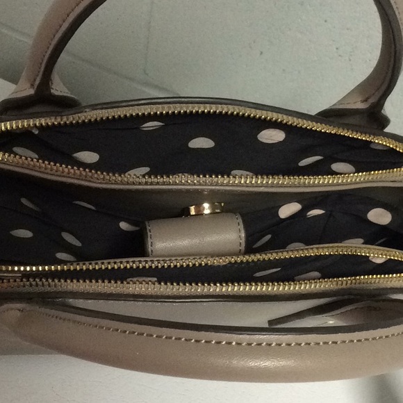 Anne Klein Handbag - Picture 4 of 5